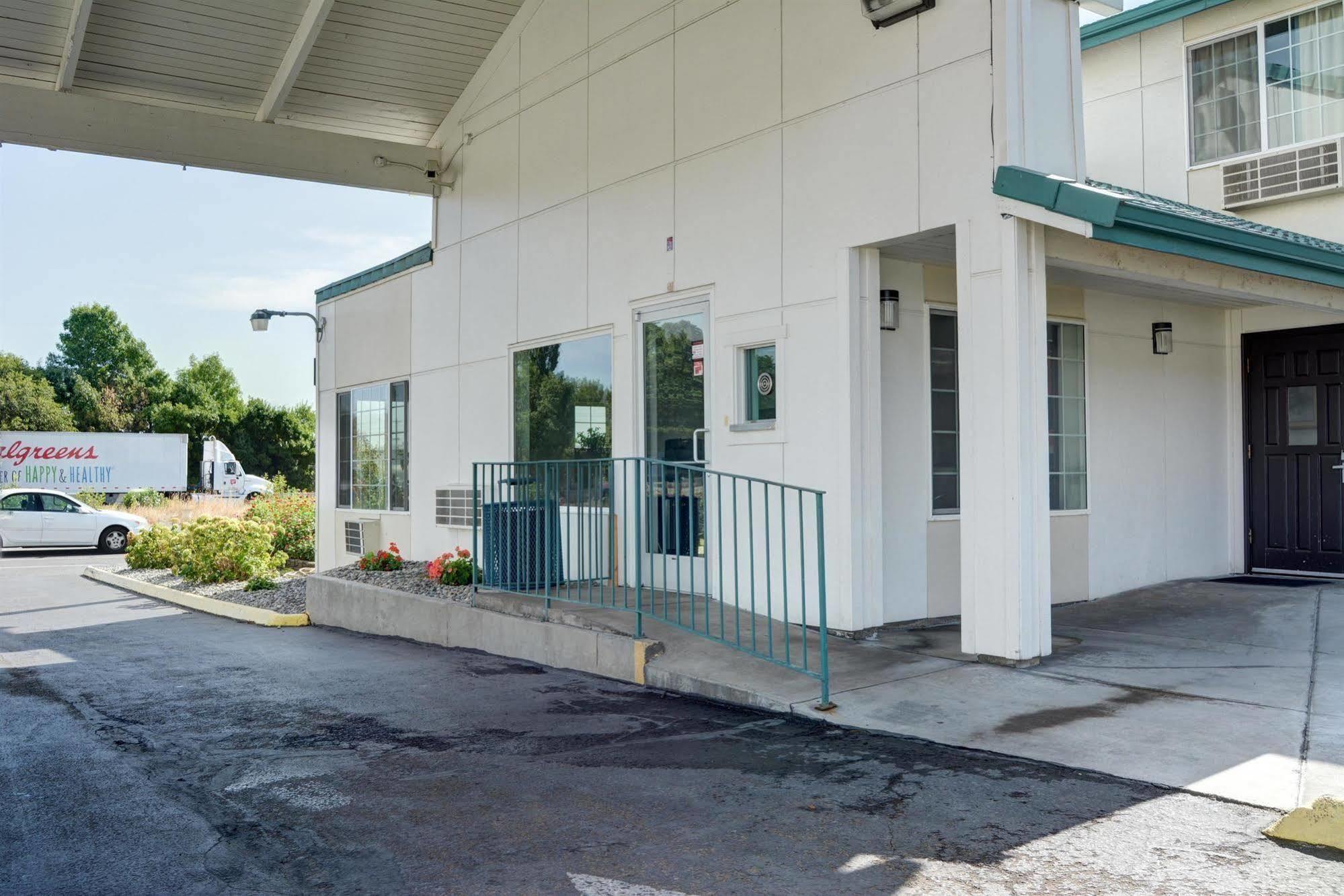Motel 6-The Dalles, Or Екстер'єр фото